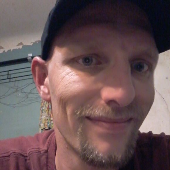 Meet your Posher, Kenneth - Picture 1 of 1